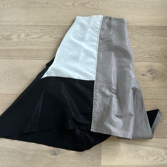 High Neck Top - Picture 1 of 5